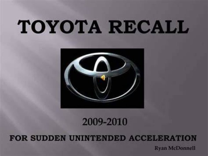 How many cars did Toyota recall in 2009?