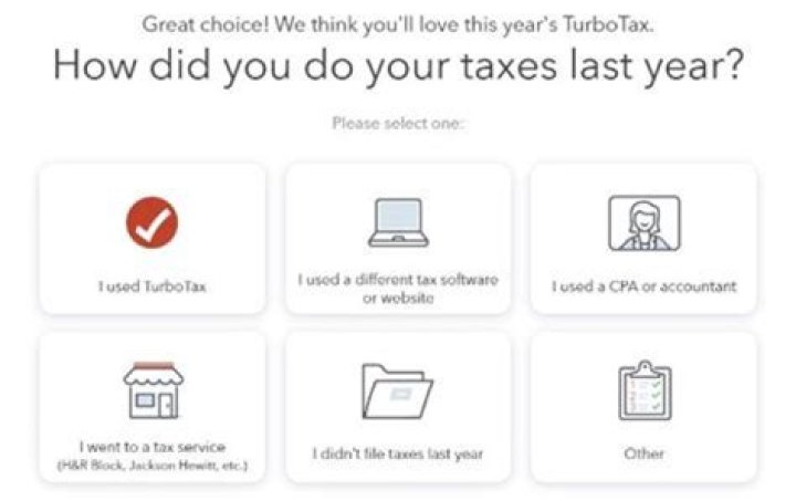 When does TurboTax transfer data from federal to state?